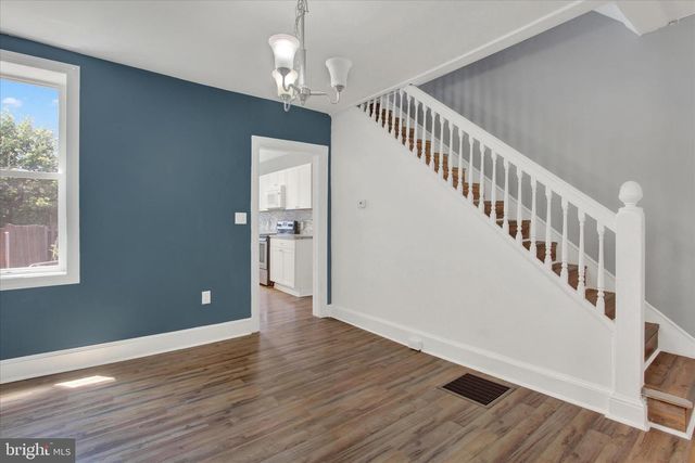 212 W 4TH ST, Waynesboro, PA 17268