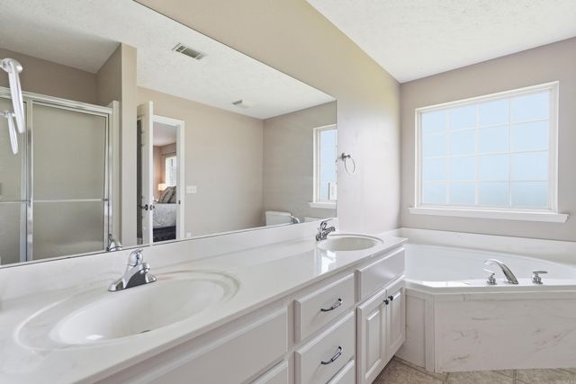 2330 Orchid Dr, Conway, AR 72034