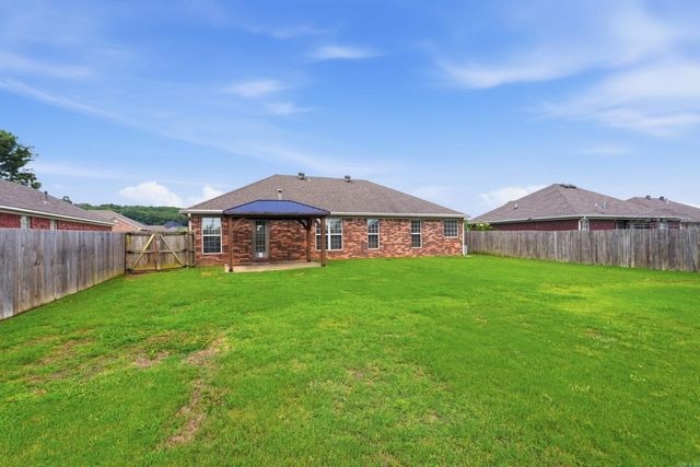 2330 Orchid Dr, Conway, AR 72034