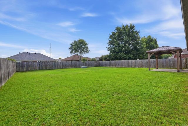 2330 Orchid Dr, Conway, AR 72034