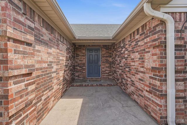 2330 Orchid Dr, Conway, AR 72034