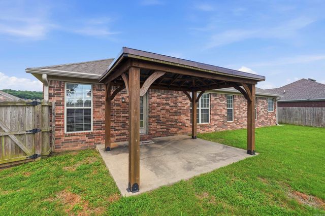 2330 Orchid Dr, Conway, AR 72034