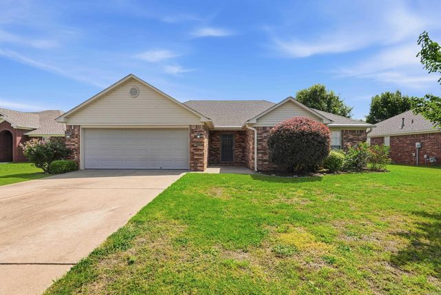 2330 Orchid Dr, Conway, AR 72034