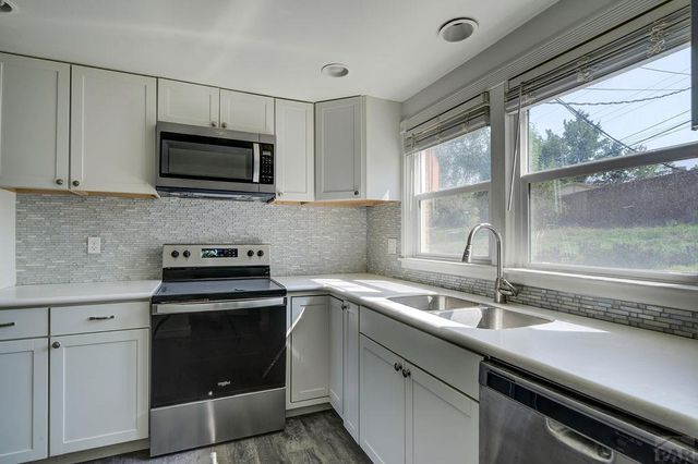 1426 Bonforte Blvd, Pueblo, CO 81001