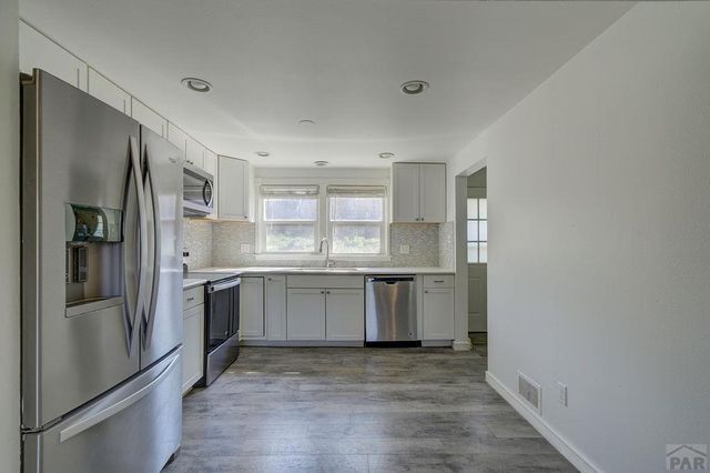 1426 Bonforte Blvd, Pueblo, CO 81001