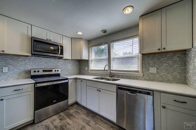 1426 Bonforte Blvd, Pueblo, CO 81001