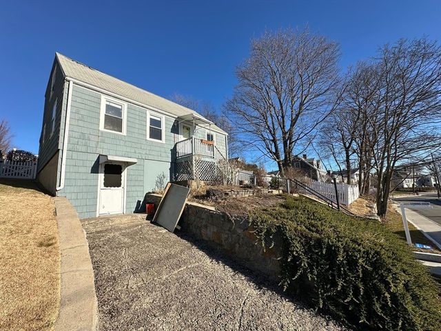 156 Parke Ave, Quincy, MA 02171