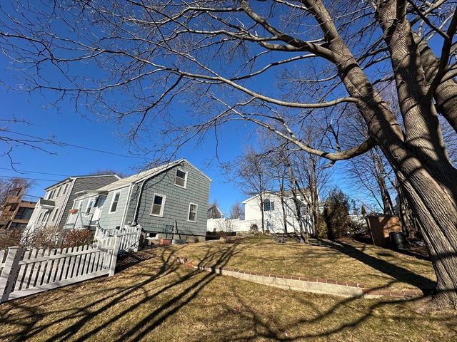 156 Parke Ave, Quincy, MA 02171