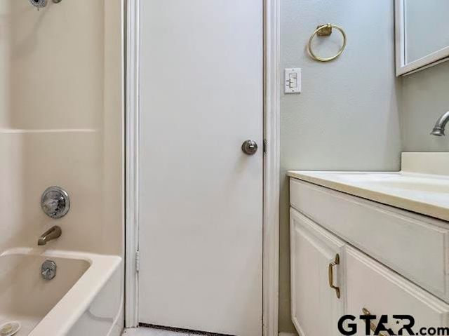 596 County Road 4218, Mt Pleasant, TX 75455