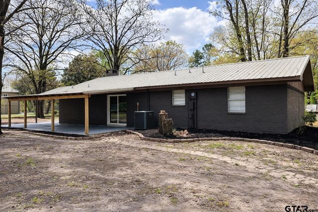 596 County Road 4218, Mt Pleasant, TX 75455