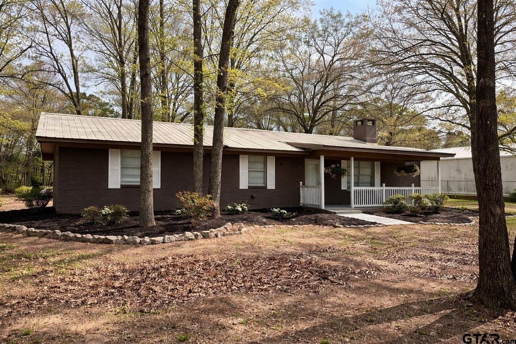 596 County Road 4218, Mt Pleasant, TX 75455