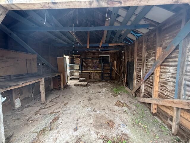 2516 W Elm Street, Springfield, MO 65806