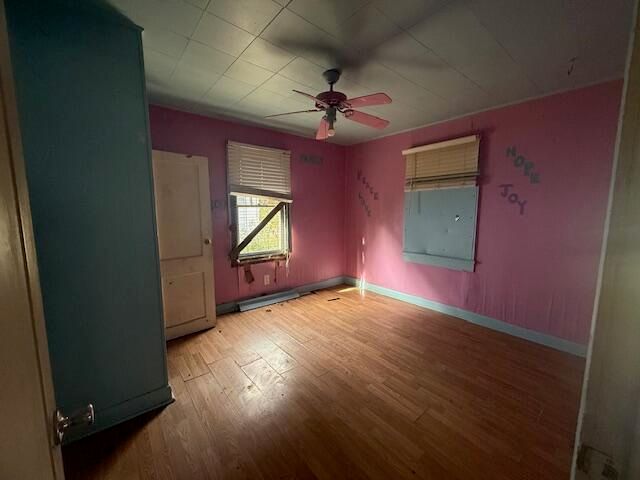 2516 W Elm Street, Springfield, MO 65806