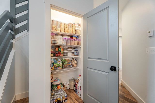 34 FIELD CT, Bridgewater, VA 22812