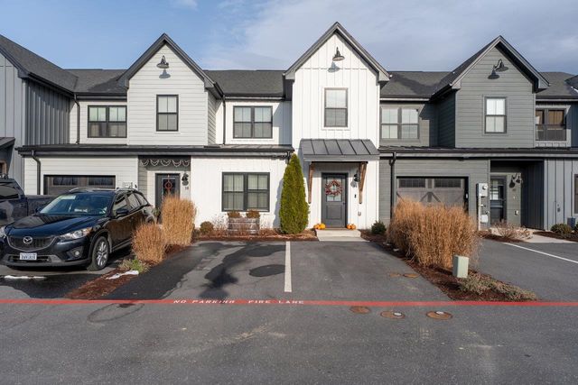 34 FIELD CT, Bridgewater, VA 22812