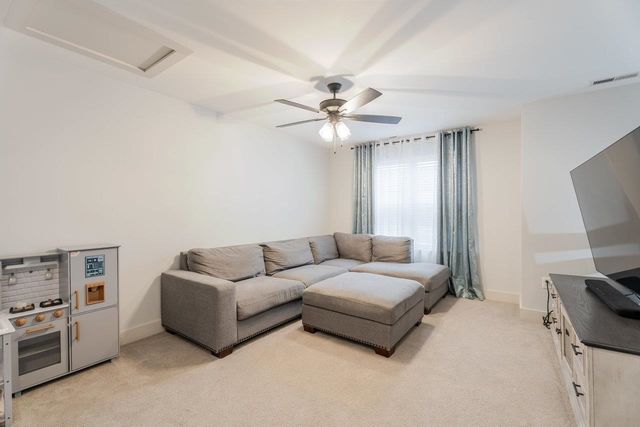 34 FIELD CT, Bridgewater, VA 22812