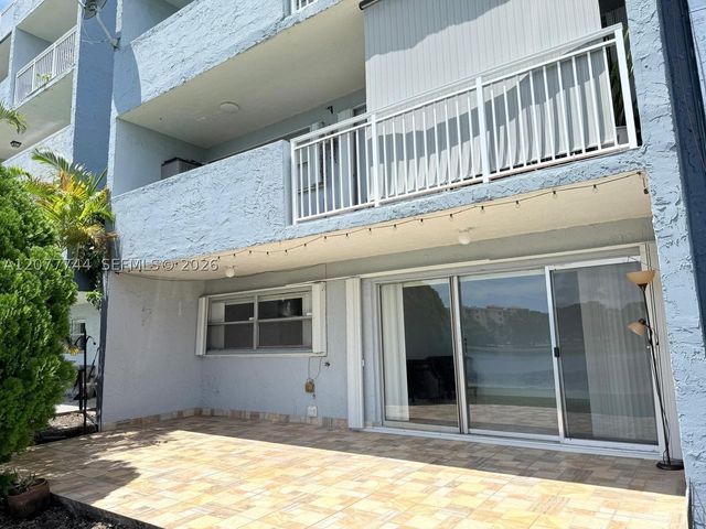 9357 Fontainebleau Blvd D104, Miami, FL 33172