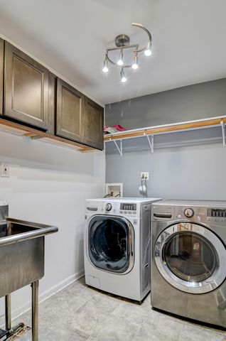 2212 Elm Tree Lane, Crown Point, IN 46307