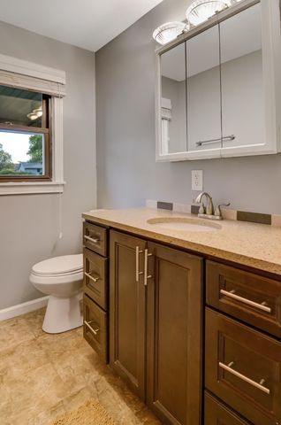 2212 Elm Tree Lane, Crown Point, IN 46307