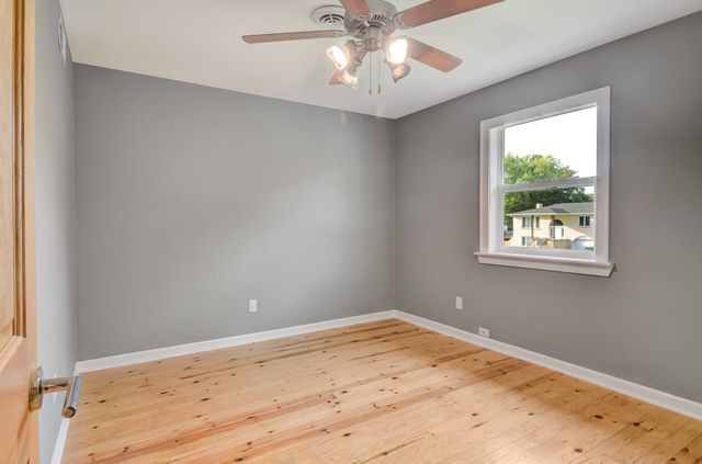 2212 Elm Tree Lane, Crown Point, IN 46307