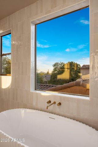 9305 E CANYON VIEW Road, Scottsdale, AZ 85255