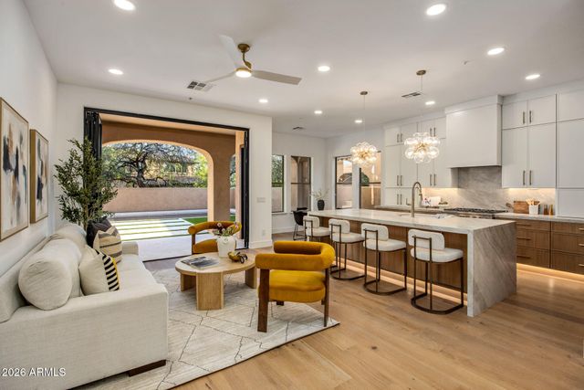 9305 E CANYON VIEW Road, Scottsdale, AZ 85255