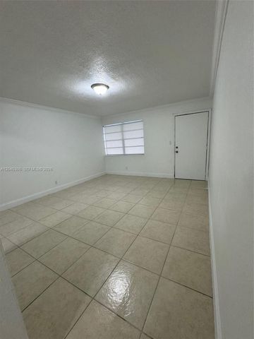 11195 SW 1st St 314, Sweetwater, FL 33174