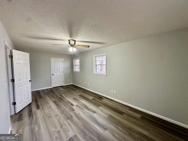 52 26th Avenue, Eastman, GA 31023