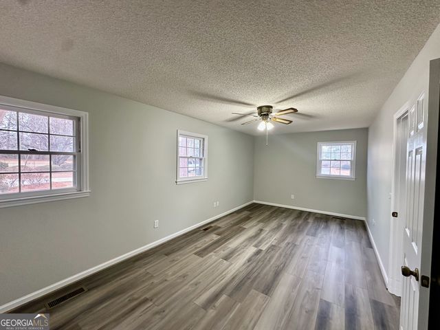 52 26th Avenue, Eastman, GA 31023