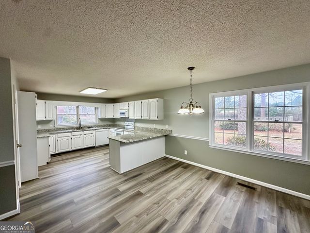 52 26th Avenue, Eastman, GA 31023