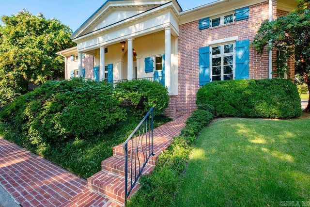 10 Saint Johns Place, Little Rock, AR 72207