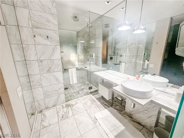 4381 West Flamingo Road 2109, Las Vegas, NV 89103