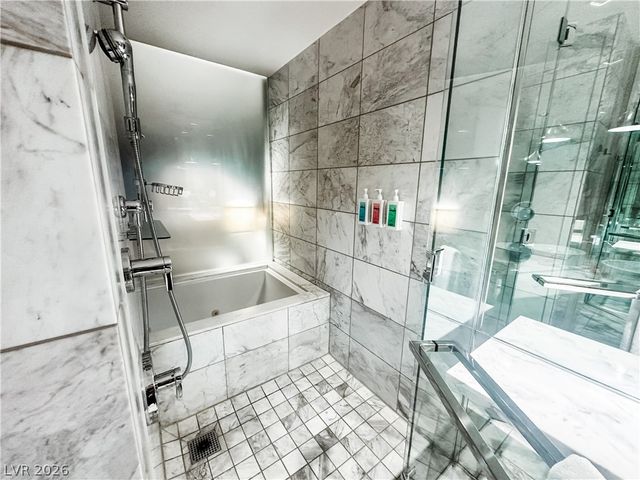 4381 West Flamingo Road 2109, Las Vegas, NV 89103