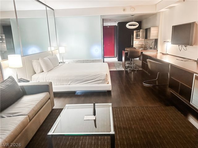 4381 West Flamingo Road 2109, Las Vegas, NV 89103