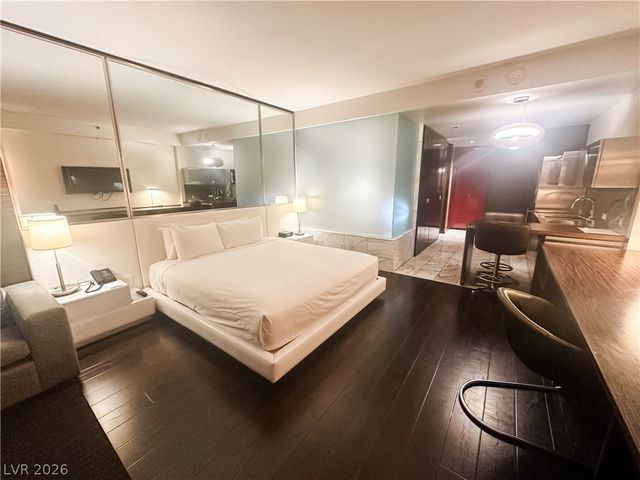 4381 West Flamingo Road 2109, Las Vegas, NV 89103