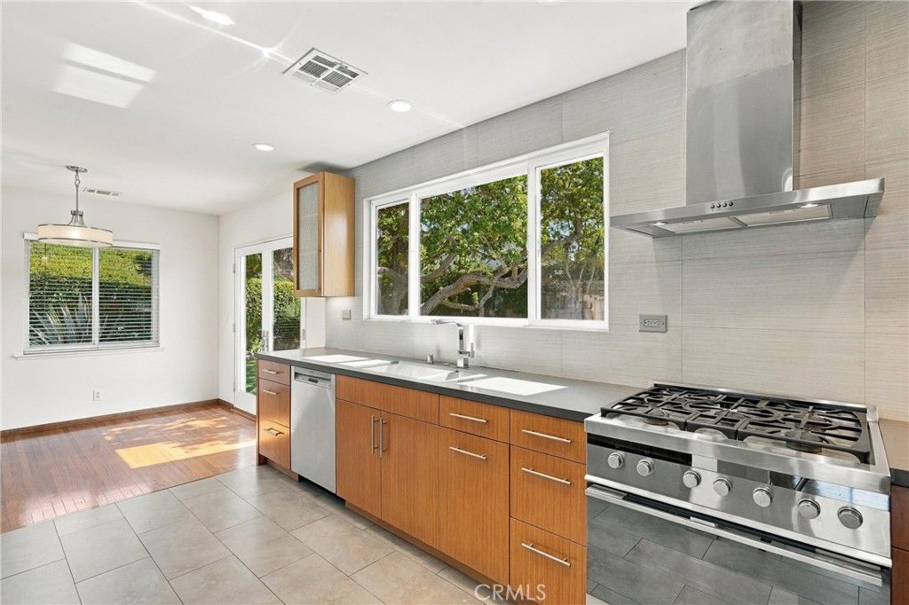 2212 Earle Court, Redondo Beach, CA 90278 — photo 4