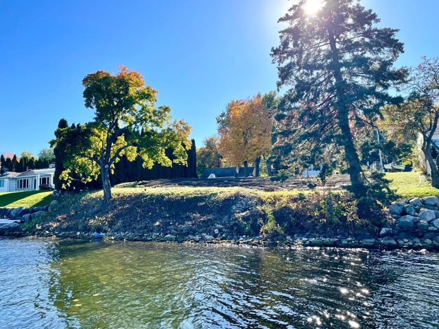 45 Lakeview Avenue, Excelsior, MN 55331