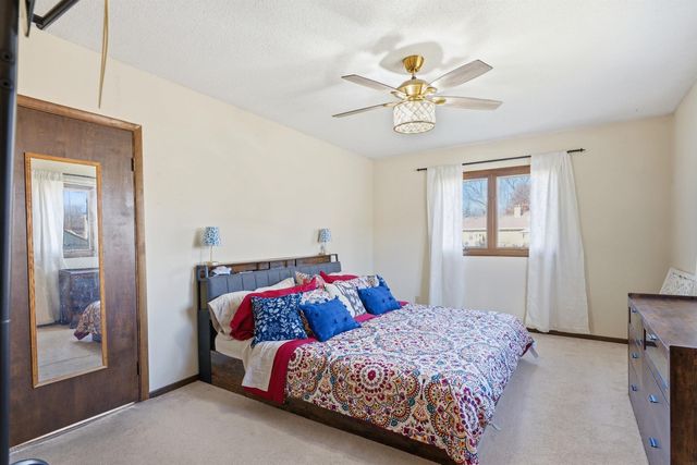 1775 Michigan Drive, Evansdale, IA 50707