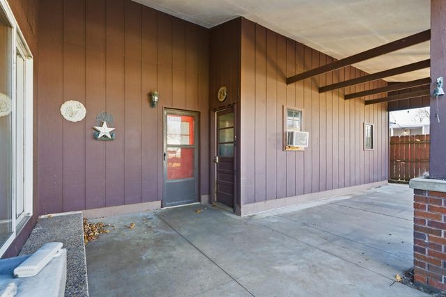 1775 Michigan Drive, Evansdale, IA 50707