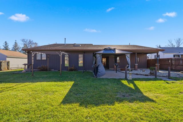 1775 Michigan Drive, Evansdale, IA 50707