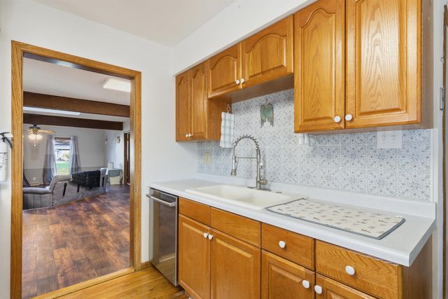 1775 Michigan Drive, Evansdale, IA 50707