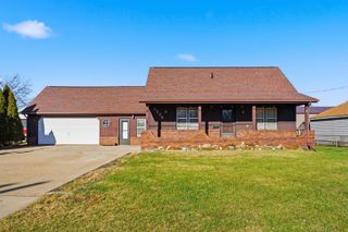 1775 Michigan Drive, Evansdale, IA 50707