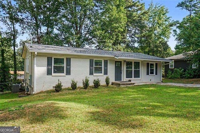 2426 Woodland Drive NW, Kennesaw, GA 30152