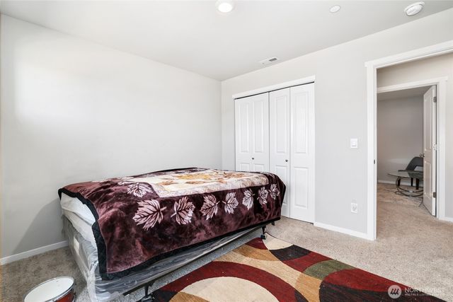 18722 110th Avenue E, Puyallup, WA 98374