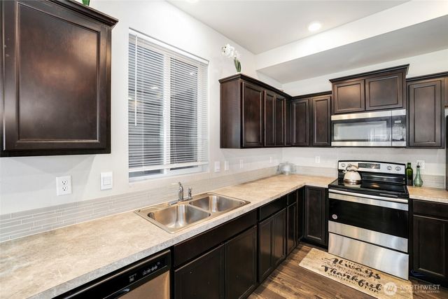 18722 110th Avenue E, Puyallup, WA 98374