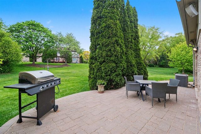 17107 Maple Hill Drive, Northville, MI 48168