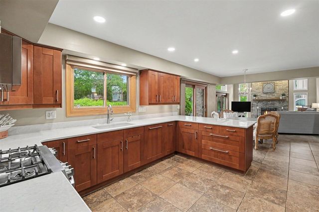 17107 Maple Hill Drive, Northville, MI 48168