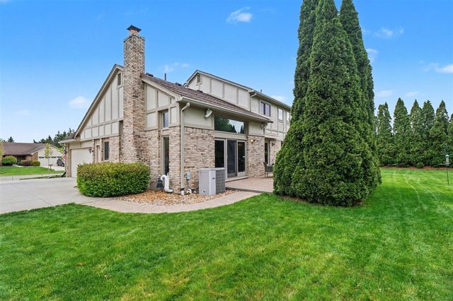 17107 Maple Hill Drive, Northville, MI 48168