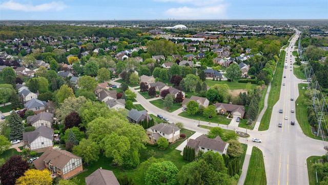 17107 Maple Hill Drive, Northville, MI 48168