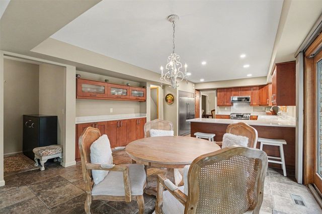 17107 Maple Hill Drive, Northville, MI 48168